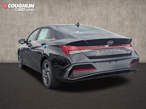 2026 Hyundai ELANTRA HEV Limited