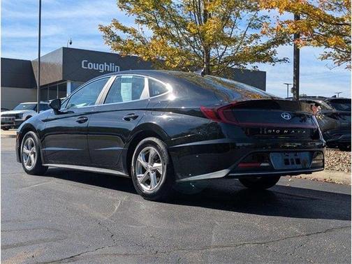 2021 Hyundai SONATA SE