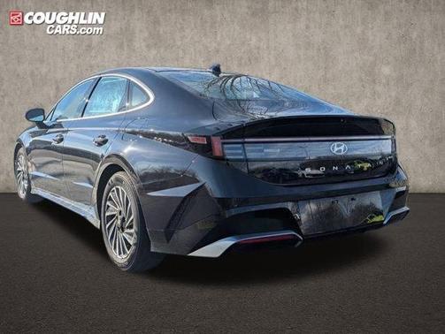 2024 Hyundai SONATA Hybrid SEL