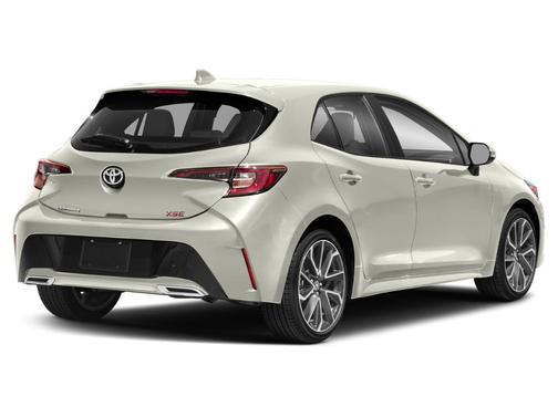 Blizzard Pearl 2019 Toyota Corolla Hatchback XSE