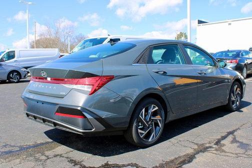 2025 Hyundai ELANTRA HEV Limited