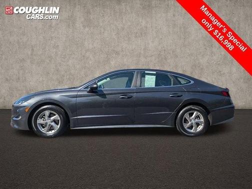 2022 Hyundai SONATA SE