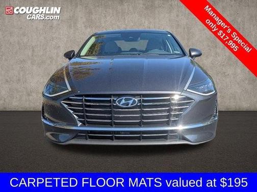 2022 Hyundai SONATA SE