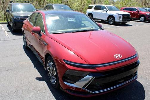 2025 Hyundai SONATA Hybrid Limited