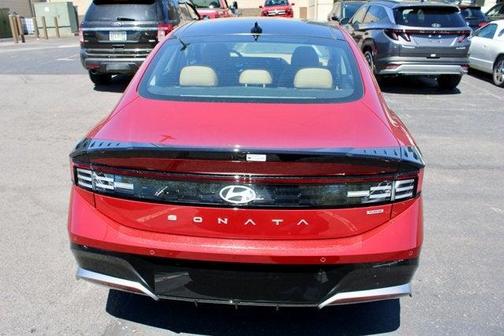 2025 Hyundai SONATA Hybrid Limited