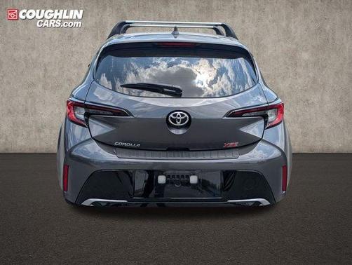 Magnetic Gray Metallic 2023 Toyota Corolla Hatchback XSE