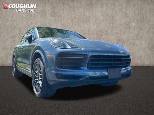 Blue 2019 Porsche Cayenne Base
