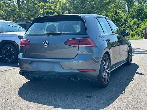 2018 Volkswagen Golf R 2.0T w/DCC & Navigation