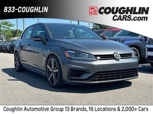 2018 Volkswagen Golf R 2.0T w/DCC & Navigation