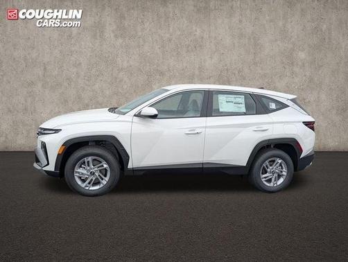 White Pearl 2026 Hyundai TUCSON SE