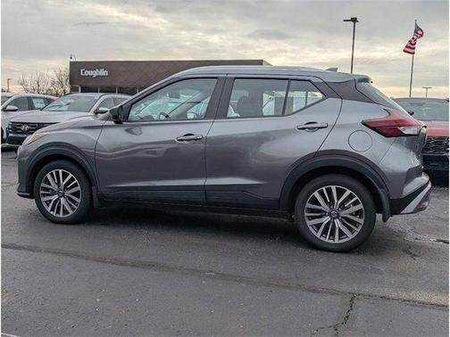 2021 Nissan Kicks SV