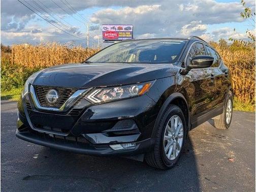 2021 Nissan Rogue Sport SV