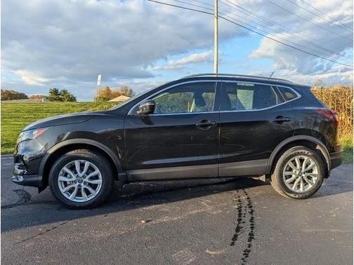 2021 Nissan Rogue Sport SV