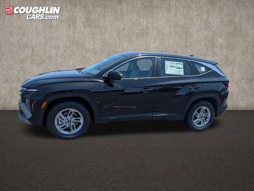 Phantom Black 2026 Hyundai TUCSON SE