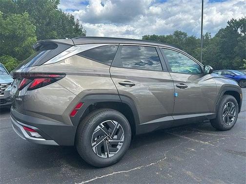 2025 Hyundai TUCSON Hybrid Blue