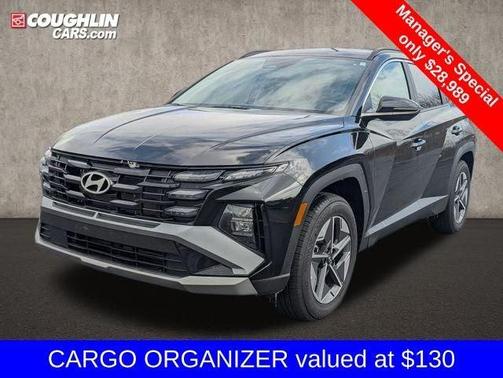 Phantom Black 2025 Hyundai TUCSON SEL Convenience