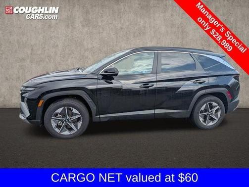Phantom Black 2025 Hyundai TUCSON SEL Convenience