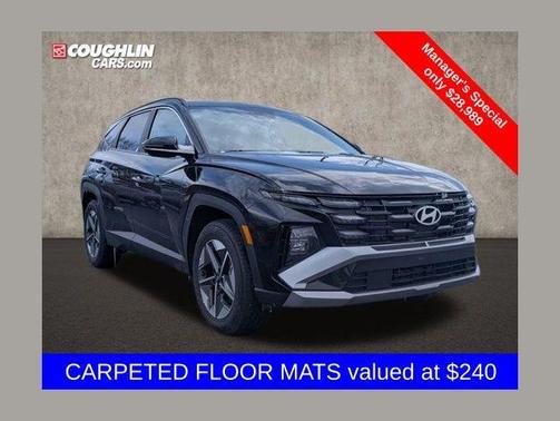 Phantom Black 2025 Hyundai TUCSON SEL Convenience