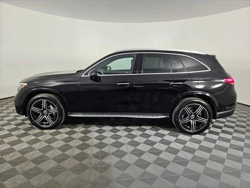 2025 Mercedes-Benz GLC 350e Base