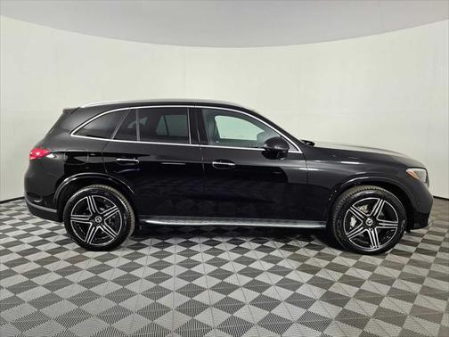 2025 Mercedes-Benz GLC 350e Base