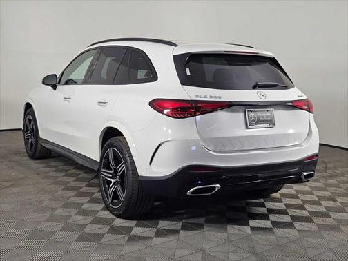 2025 Mercedes-Benz GLC 300 4MATIC