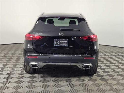 2025 Mercedes-Benz GLA 250 4MATIC