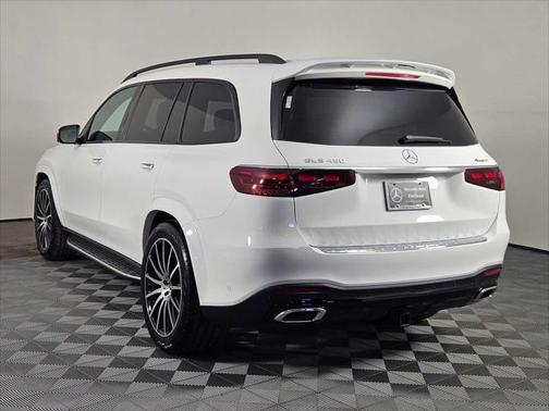 2025 Mercedes-Benz GLS 450 4MATIC