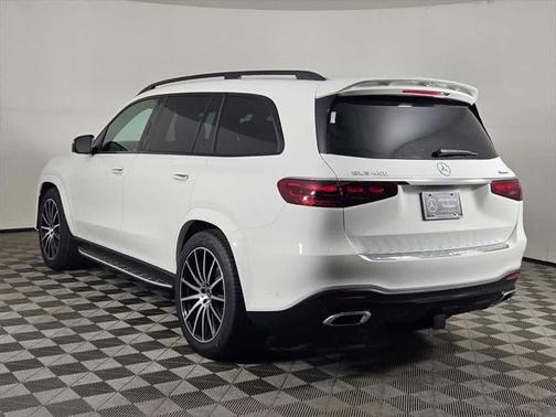 2025 Mercedes-Benz GLS 450 4MATIC
