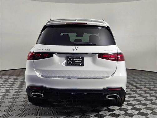 2025 Mercedes-Benz GLS 450 4MATIC
