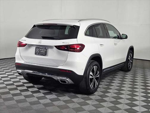 2025 Mercedes-Benz GLA 250 4MATIC