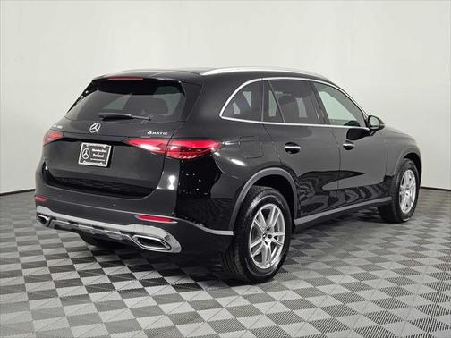 2025 Mercedes-Benz GLC 300 4MATIC