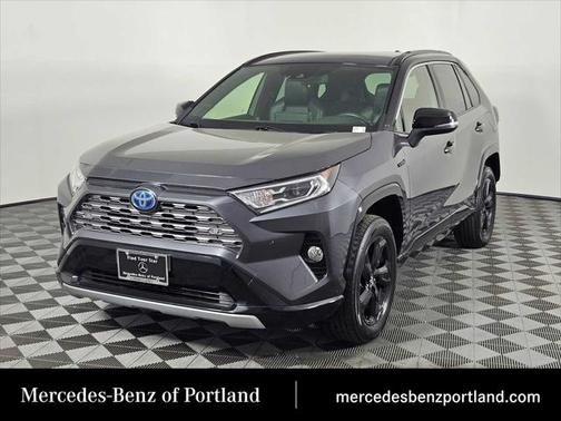 2020 Toyota RAV4 Hybrid SE