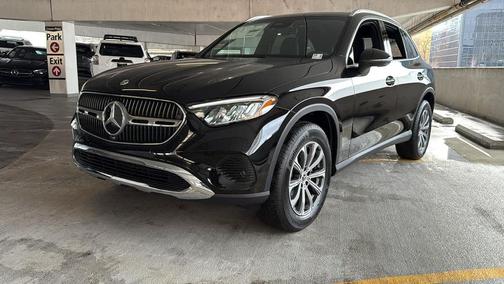 2026 Mercedes-Benz GLC 300 4MATIC