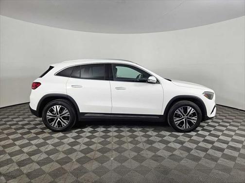 2025 Mercedes-Benz GLA 250 4MATIC