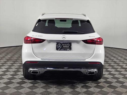 2025 Mercedes-Benz GLA 250 4MATIC