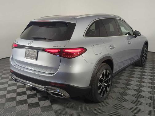 2026 Mercedes-Benz GLC 350e Base