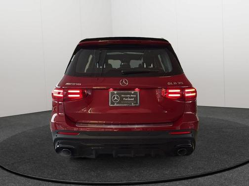 2026 Mercedes-Benz AMG GLB 35 4MATIC