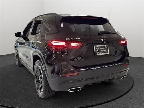 2025 Mercedes-Benz GLA 250 4MATIC