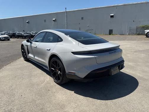 2023 Porsche Taycan GTS