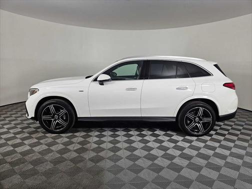 2025 Mercedes-Benz GLC 350e Base