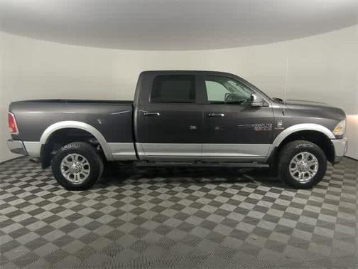 2018 RAM 2500 Laramie Crew Cab 4x4 6'4' Box