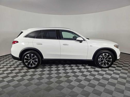 2025 Mercedes-Benz GLC 350e Base