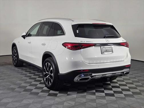 2025 Mercedes-Benz GLC 350e Base