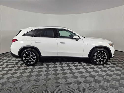 2025 Mercedes-Benz GLC 350e Base