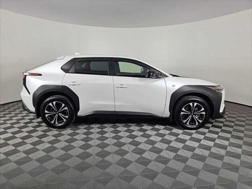 2023 Subaru Solterra Premium