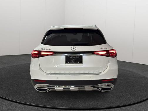2025 Mercedes-Benz GLC 300 4MATIC