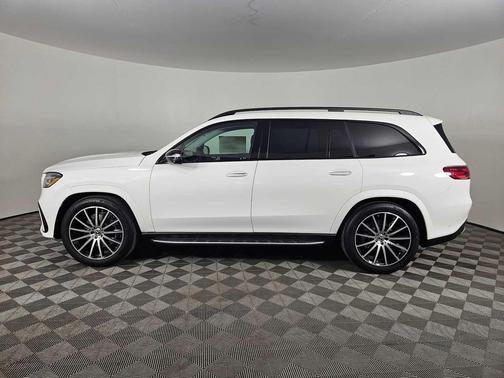 2025 Mercedes-Benz GLS 450 4MATIC