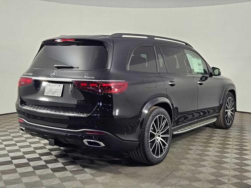 2025 Mercedes-Benz GLS 450 4MATIC