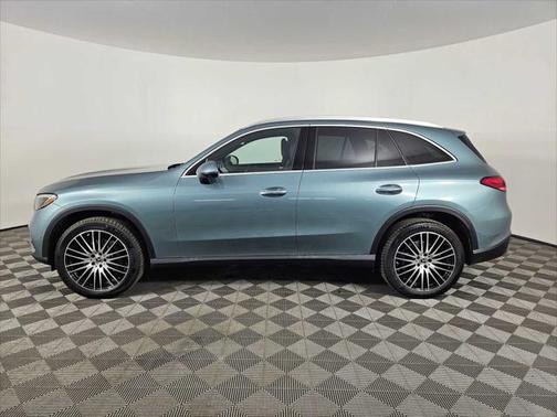 2025 Mercedes-Benz GLC 300 4MATIC