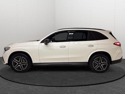 2026 Mercedes-Benz GLC 300 4MATIC